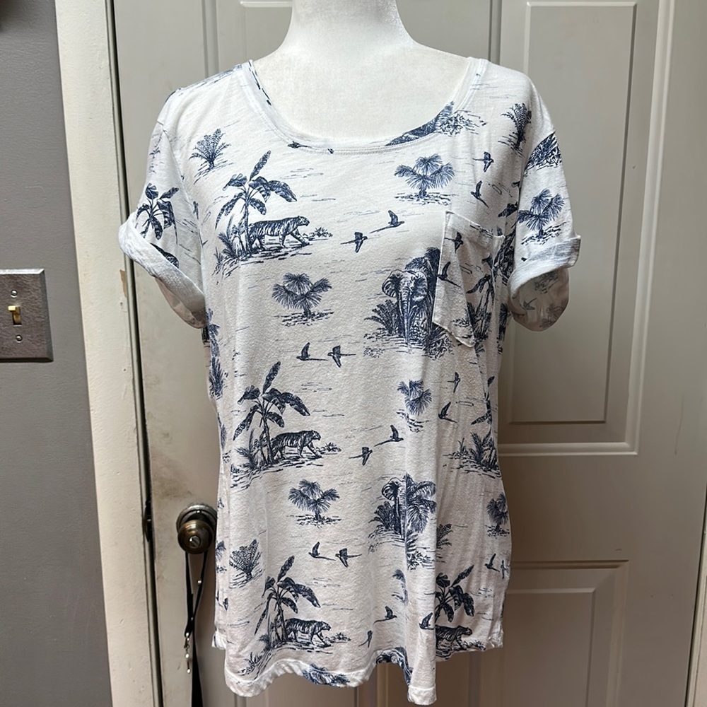 a.n.a top, size xl